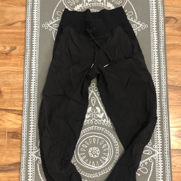 Lululemon -athletic joggers - Picture 1 of 5